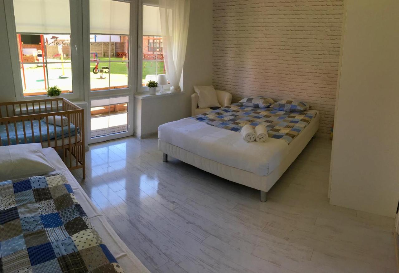 Apartamenty Owocowe รอวี ภายนอก รูปภาพ